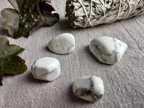 Magnesit egenskaper - Hur stenen ger dig inre lugn och bättre fokus