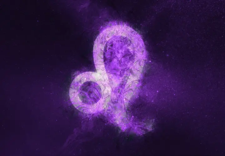 Ett lila, stjärnliknande lejon och skytt-symbol mot en mörk, stjärnbeströdd bakgrund.