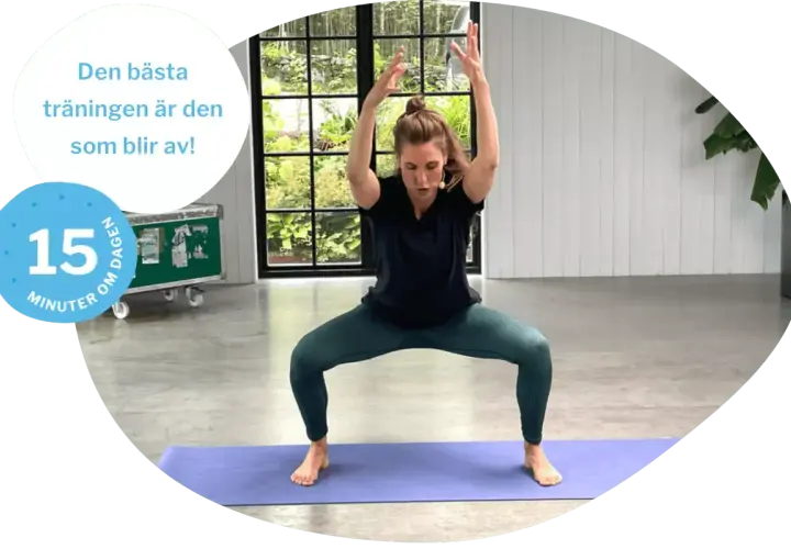 Kvinna i yogaposition för yoga avslappning. 15 minuter om dagen för bästa träningen.