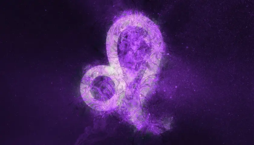 Ett lila, stjärnliknande lejon och skytt-symbol mot en mörk, stjärnbeströdd bakgrund.