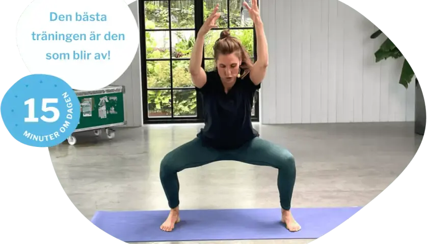Kvinna i yogaposition för yoga avslappning. 15 minuter om dagen för bästa träningen.