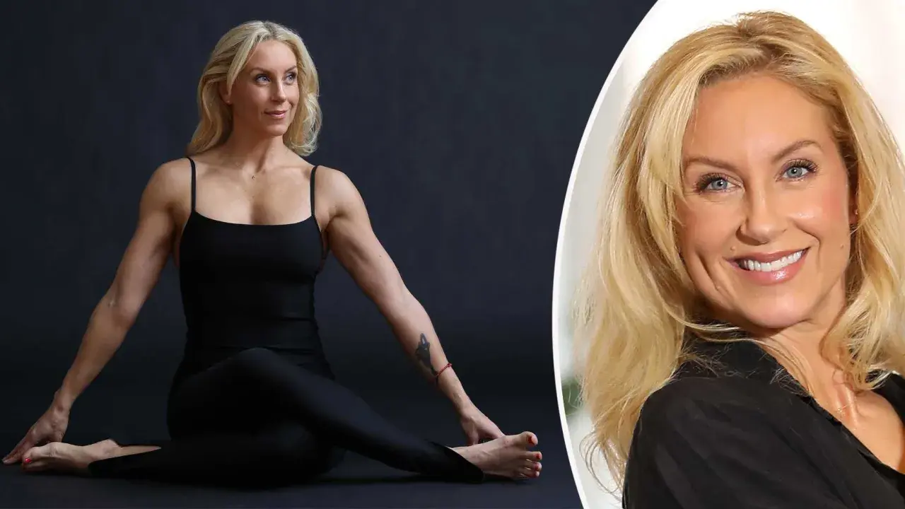 Johanna Hector, en stark och smidig kvinna i svart träningsklädsel, sitter i en yogaposition. Till höger syns ett närbildsporträtt av henne.